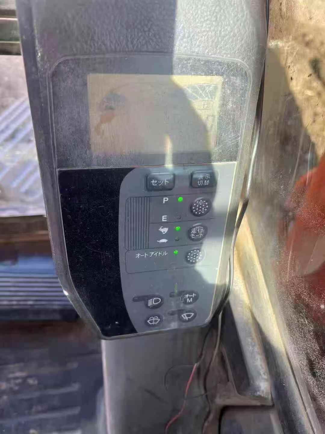 Compre Escavadeira Hitachi EX75-3 Usada / 7