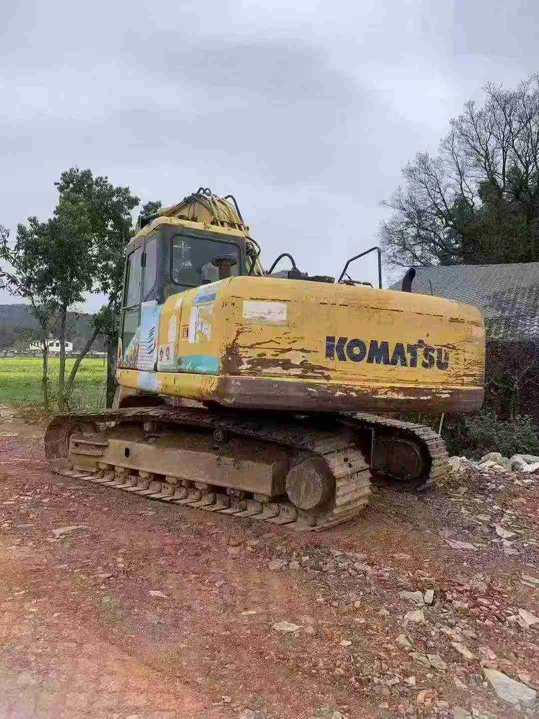 Used Komatsu PC2000-8 Excavator 2016 Model / 4