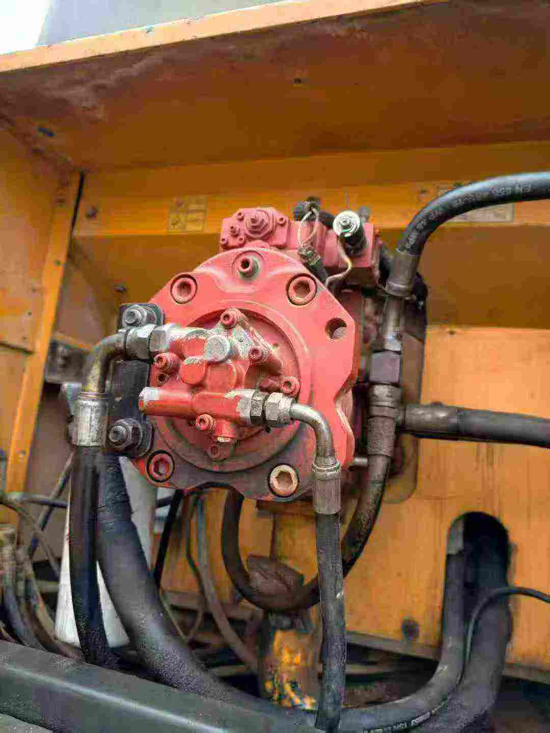 Used Hyundai R385LC-9 Excavator 2016 Model / 6