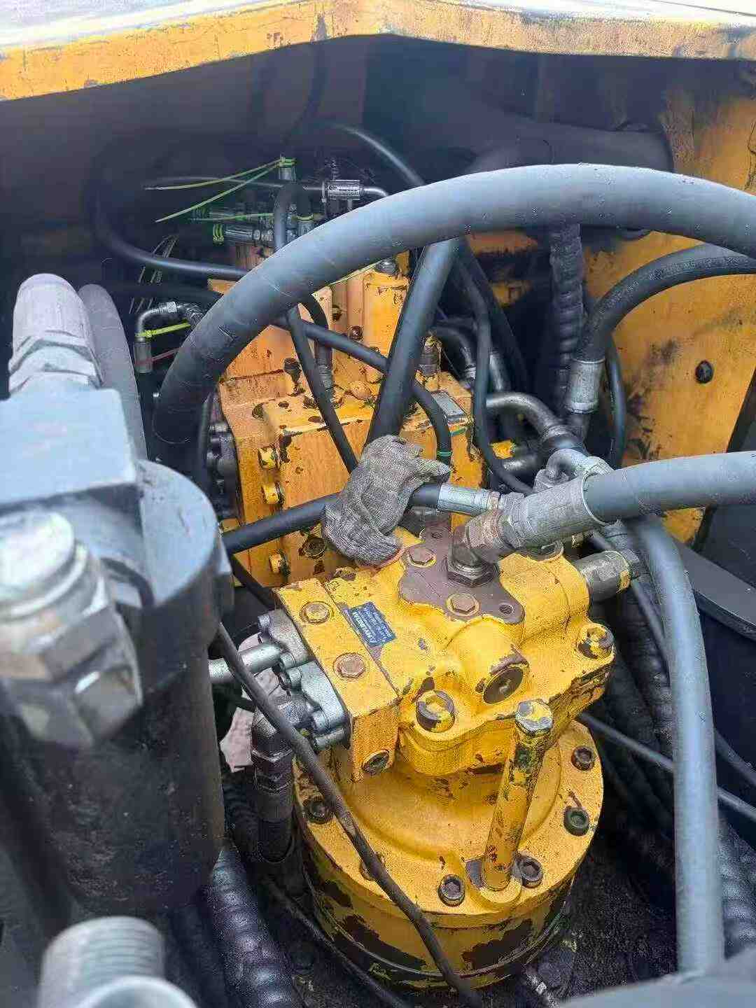 Used Hyundai R225-7 Excavator 2013 Model / 2