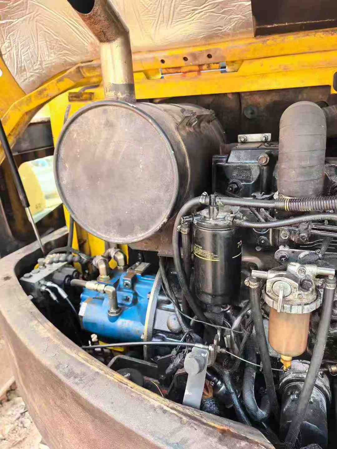 Used Hyundai R80G Excavator 2015 Model / 6