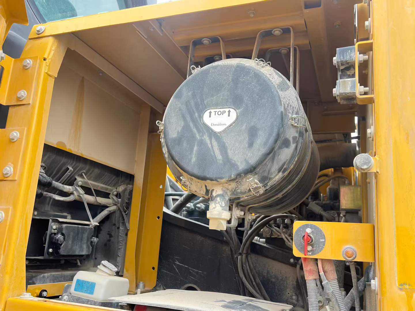 Used XCMG XE380K Excavator 2024 Model / 4