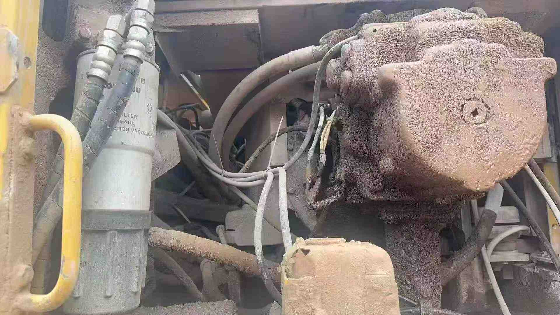 Used Komatsu PC460LC-8 Excavator 2018 Model / 4