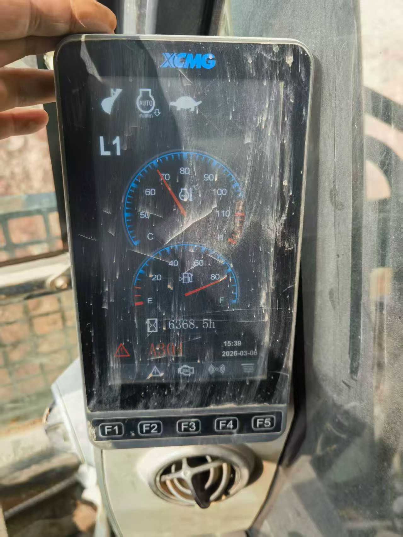 Used XCMG XE400T Excavator 2020 Model / 9