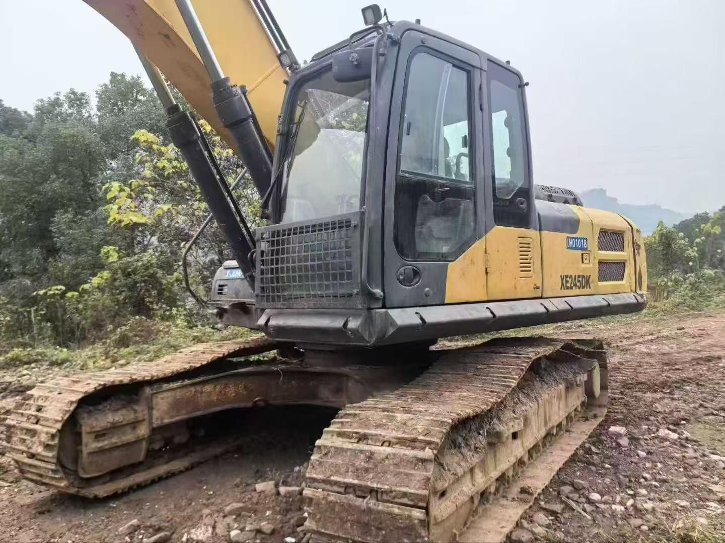 Used XCMG XE245D Excavator 2020 Model / 5