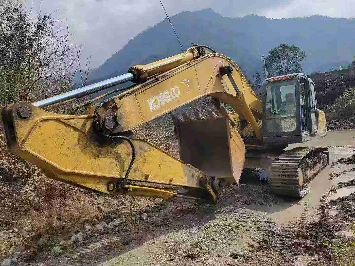 Used Kobelco SK350-8 Excavator 2016 Model / 4