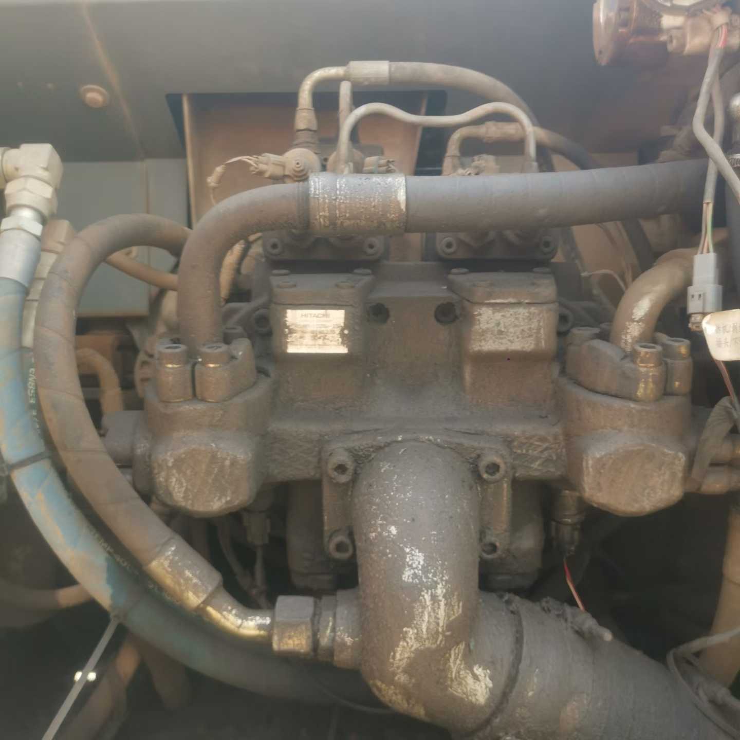 Used Hitachi EX210-5 Excavator 2013 Model / 7