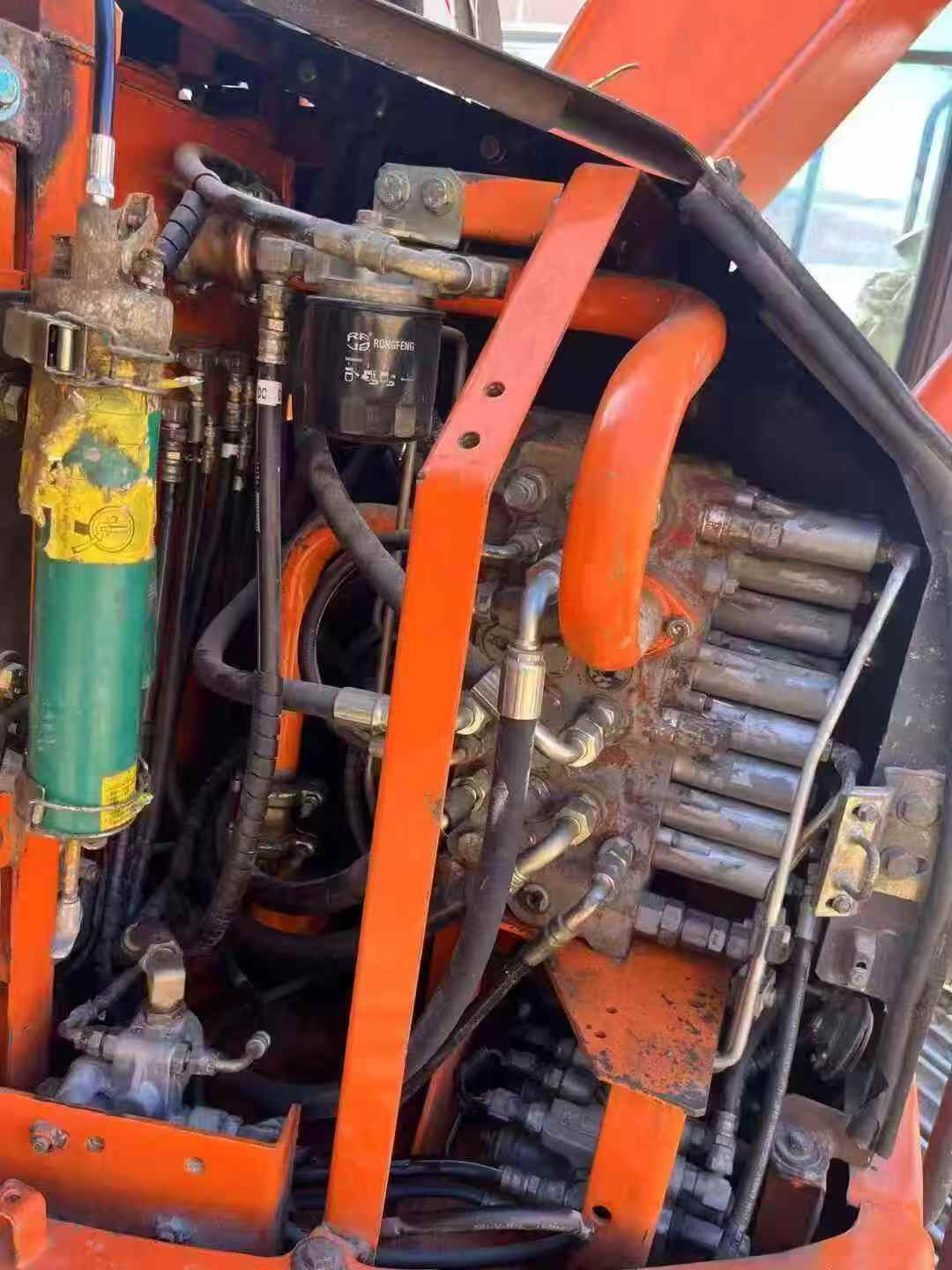 Compre Escavadeira Hitachi EX75-3 Usada / 6