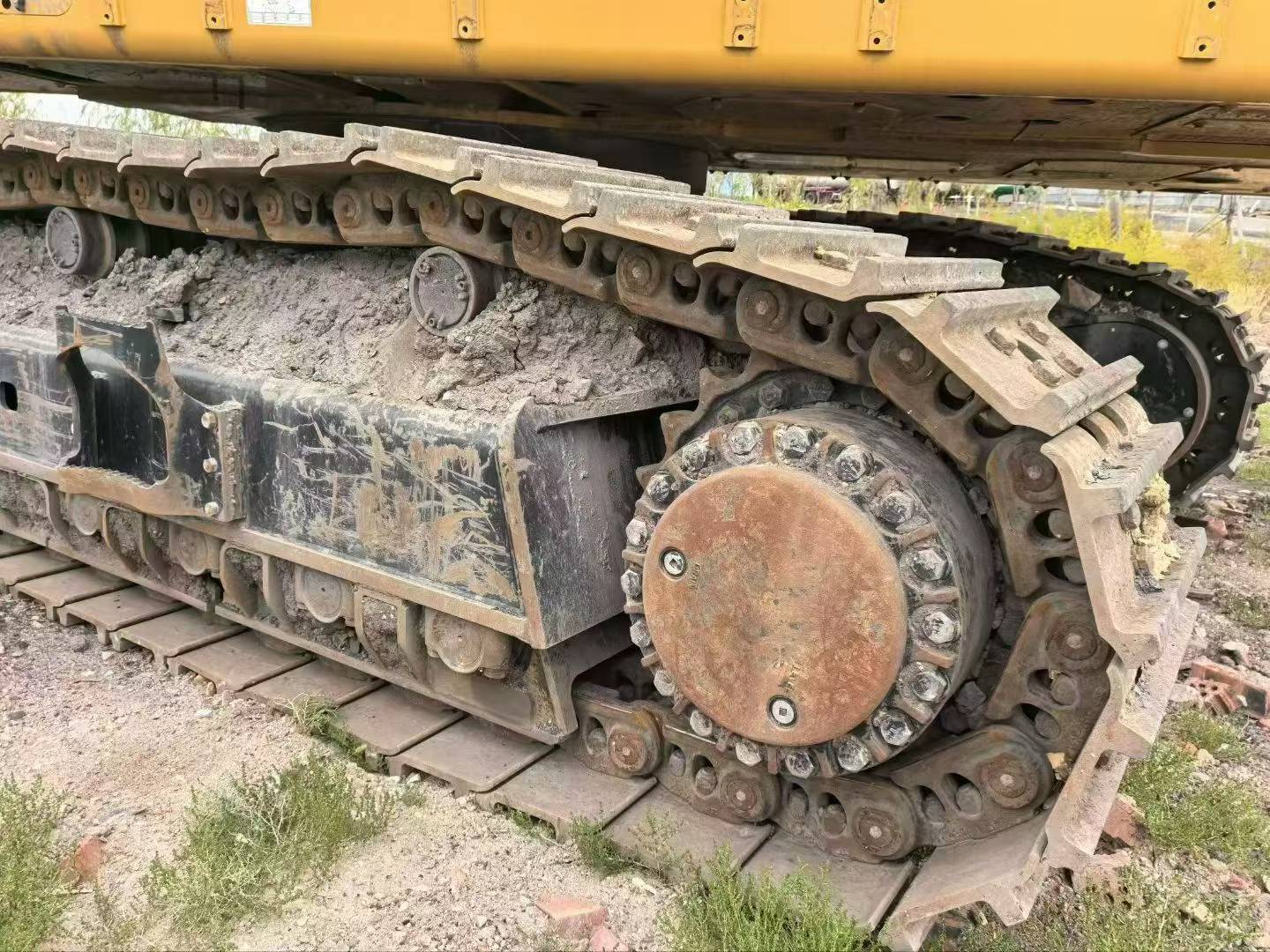 Used Caterpillar 374D Excavator 2016 Model / 8