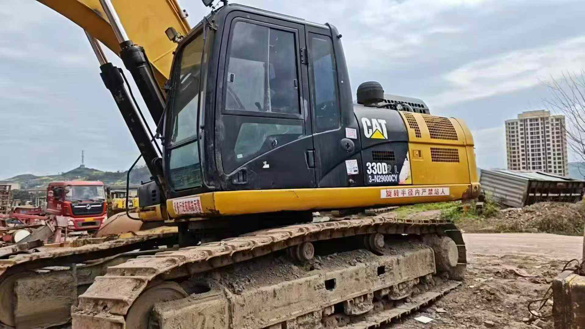 Used Caterpillar 330B Excavator 2017 Model / 4