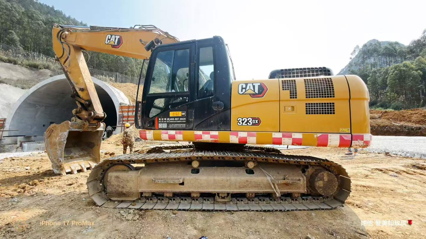 Used Caterpillar 323 Excavator 2023 Model / 5
