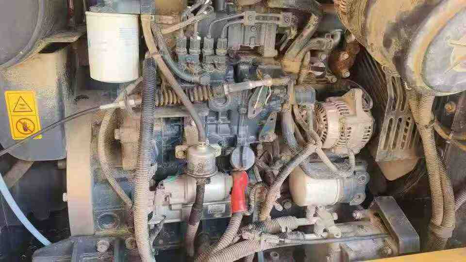 Used XCMG XE75C Excavator 2018 Model / 4