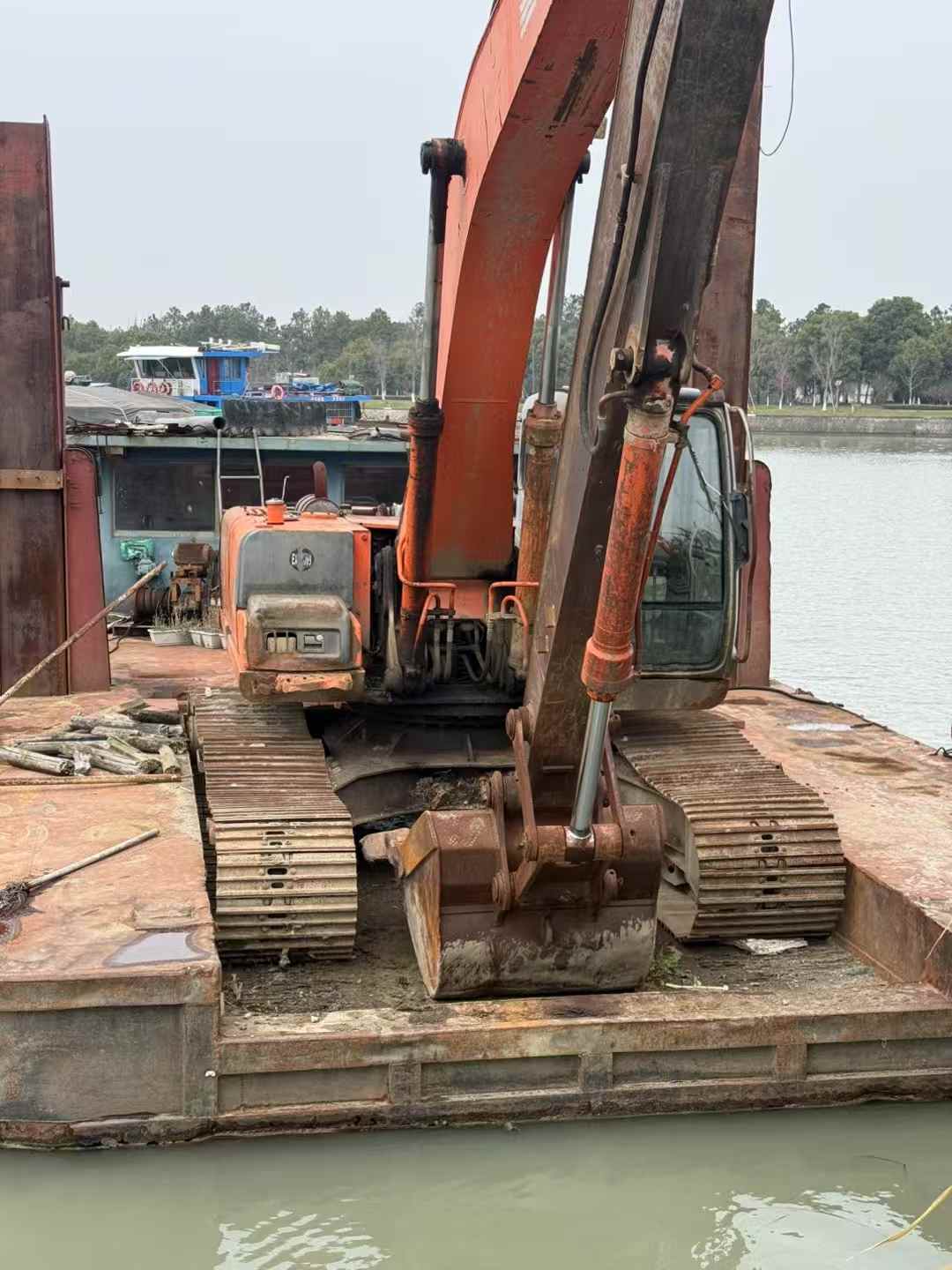 Used Hitachi ZX240LC Excavator 2016 Model / 2