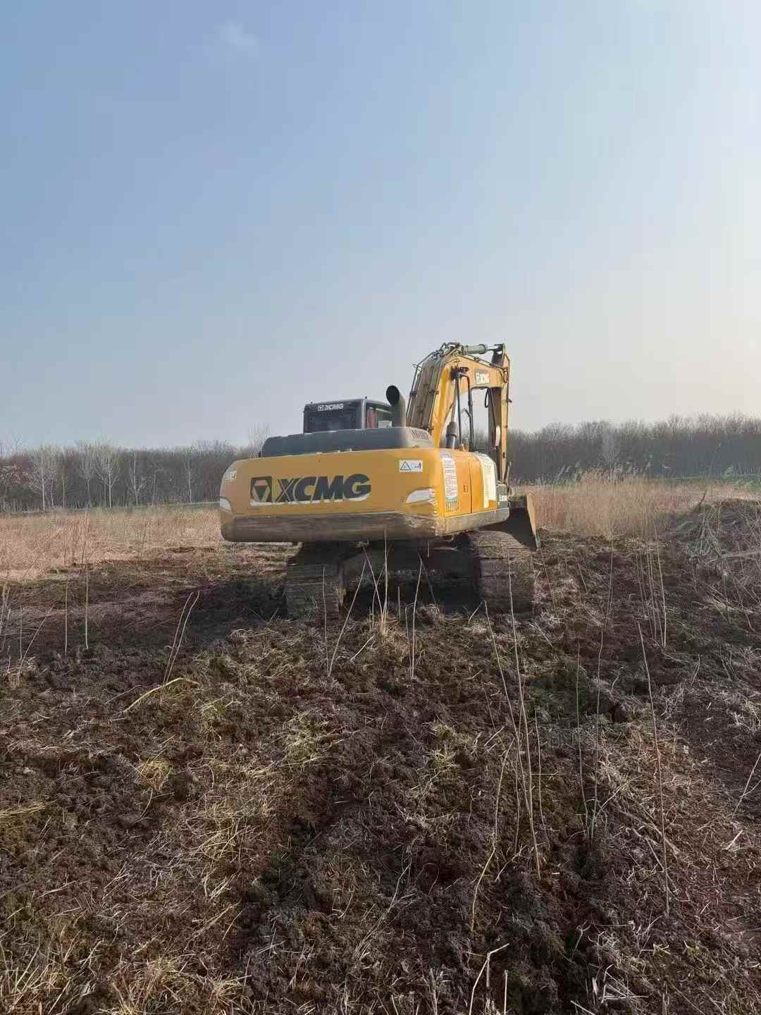 Used XCMG XE200 Excavator 2021 Model / 3