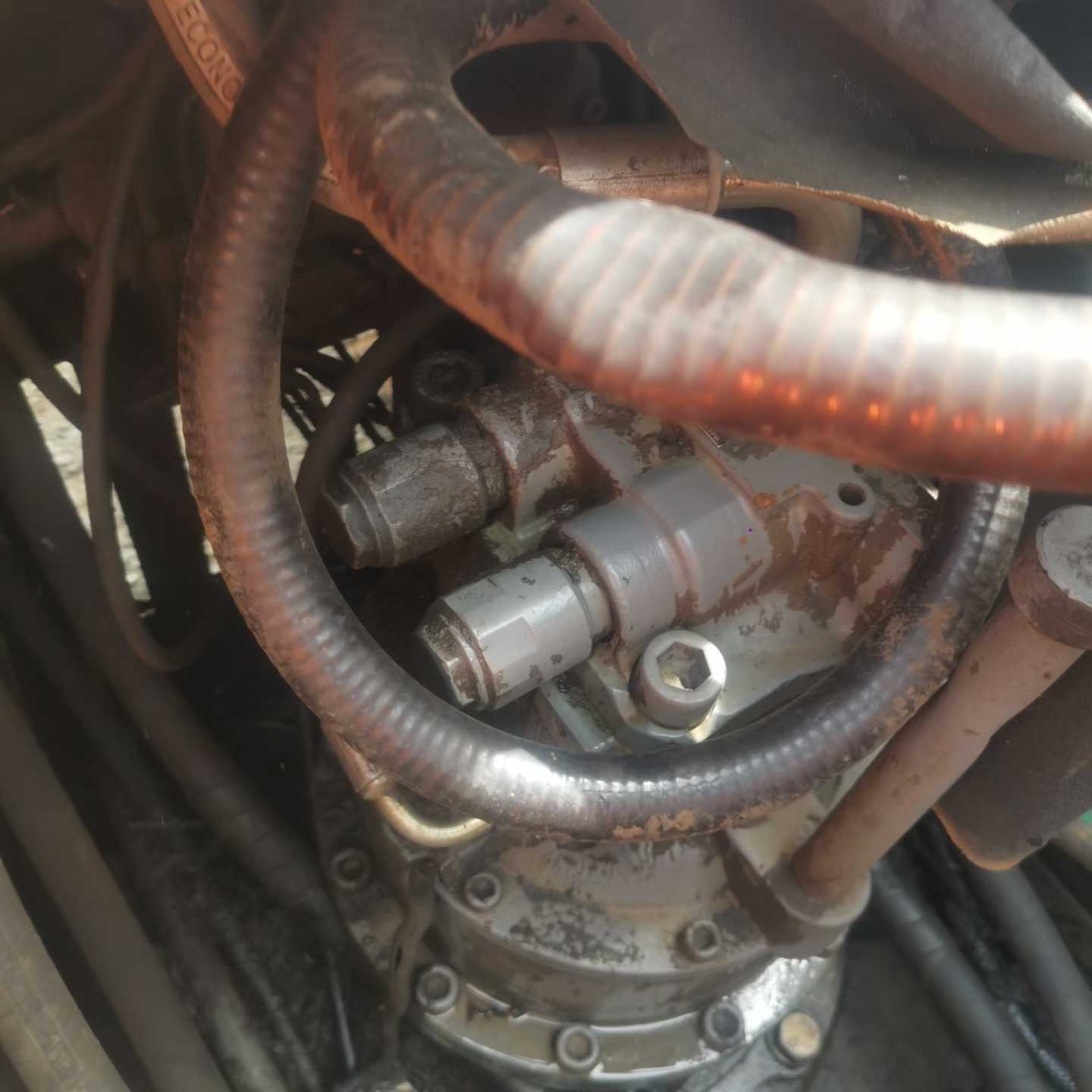 Used Hitachi EX210-5 Excavator 2013 Model / 6