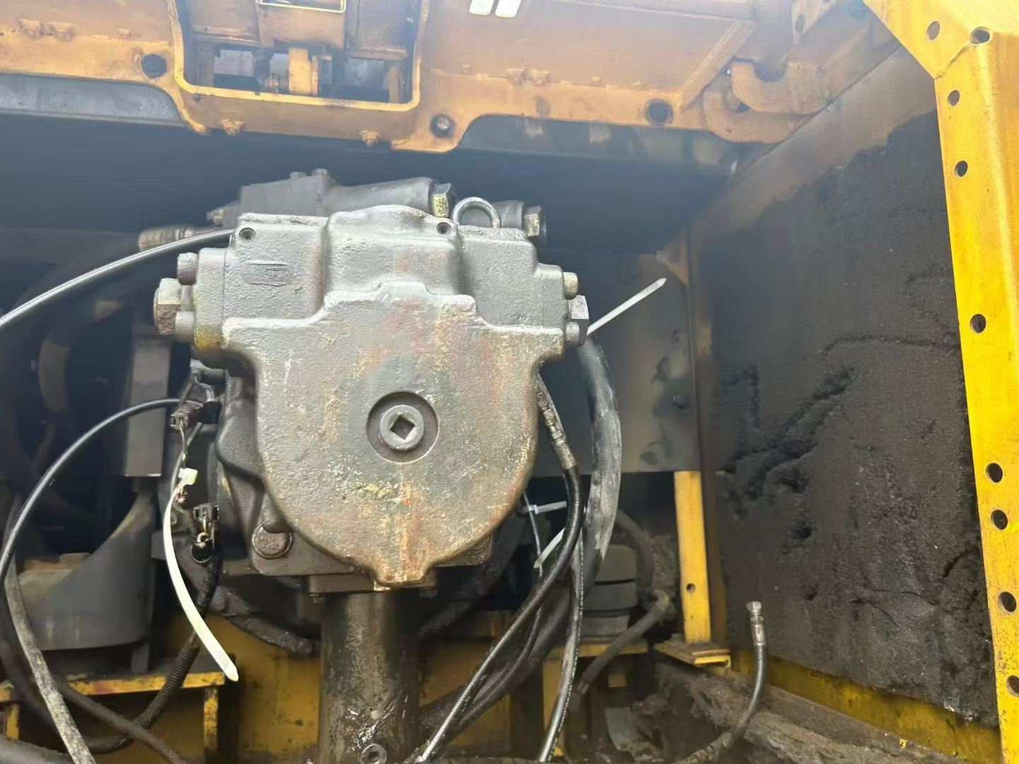 Used Komatsu PC450 Excavator 2016 Model / 2