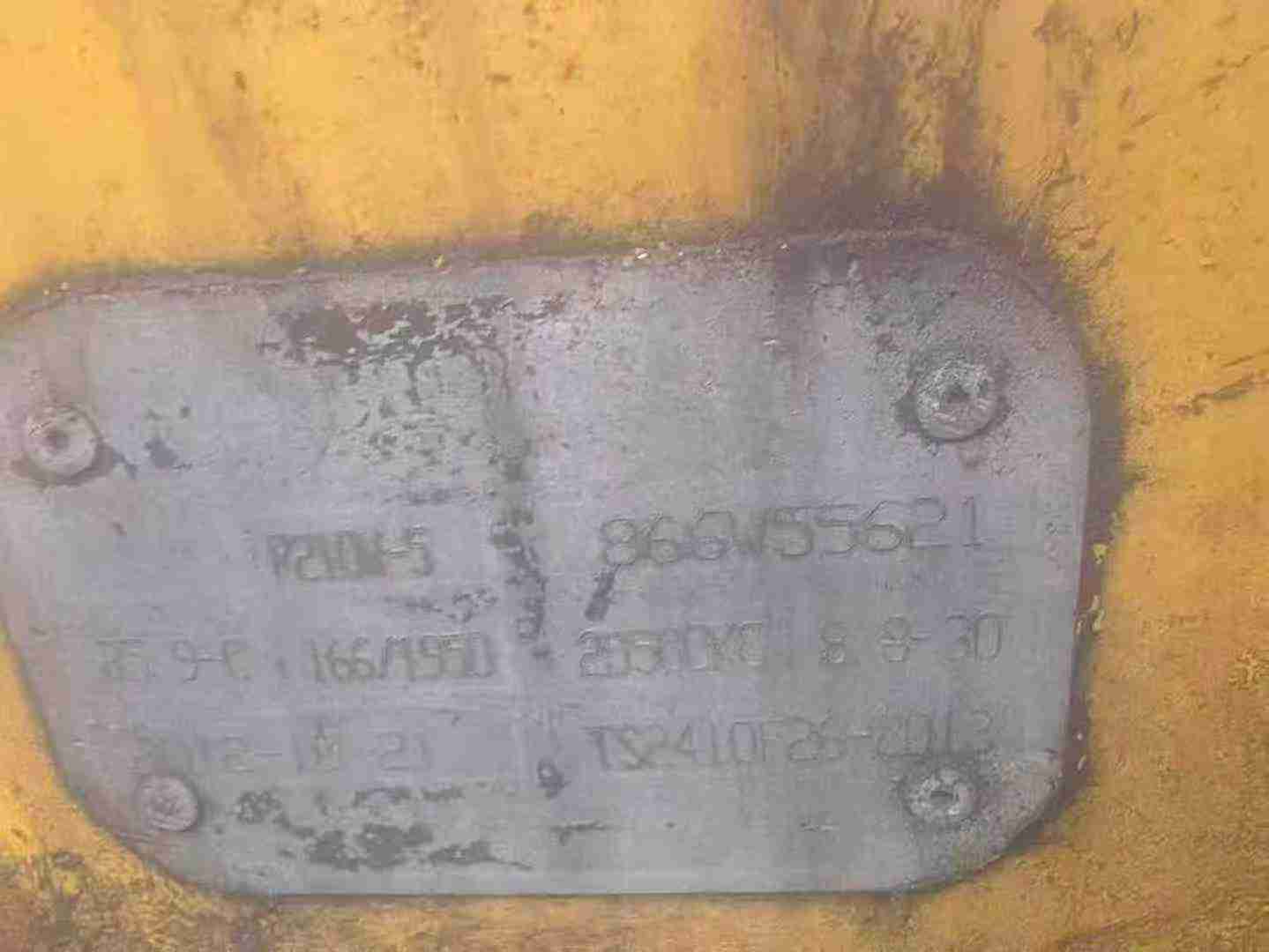 Used Hyundai R210W Excavator 2016 Model / 3