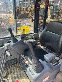 Compre Escavadeira XCMG XE35U Usada / 7 Compre Escavadeira XCMG XE35U Usada / 7