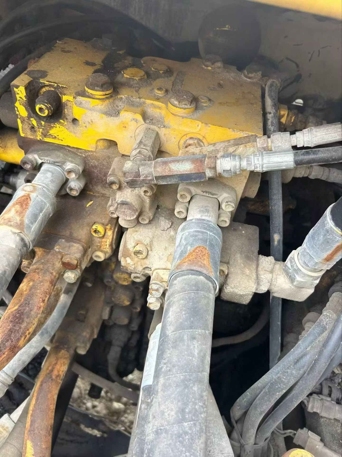 Used Komatsu PC450 Excavator 2016 Model / 6