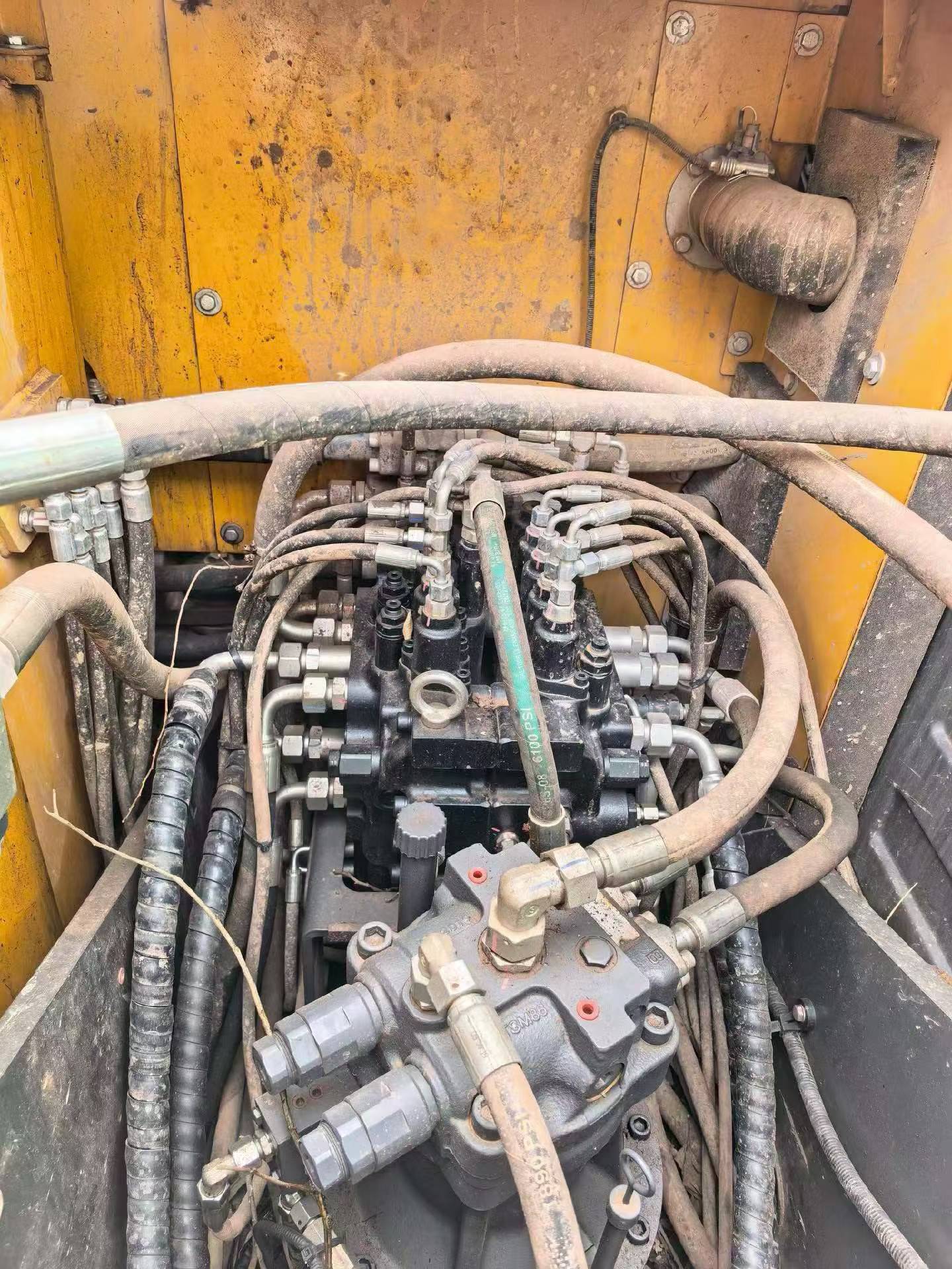 Used XCMG XE135B Excavator 2024 Model / 2