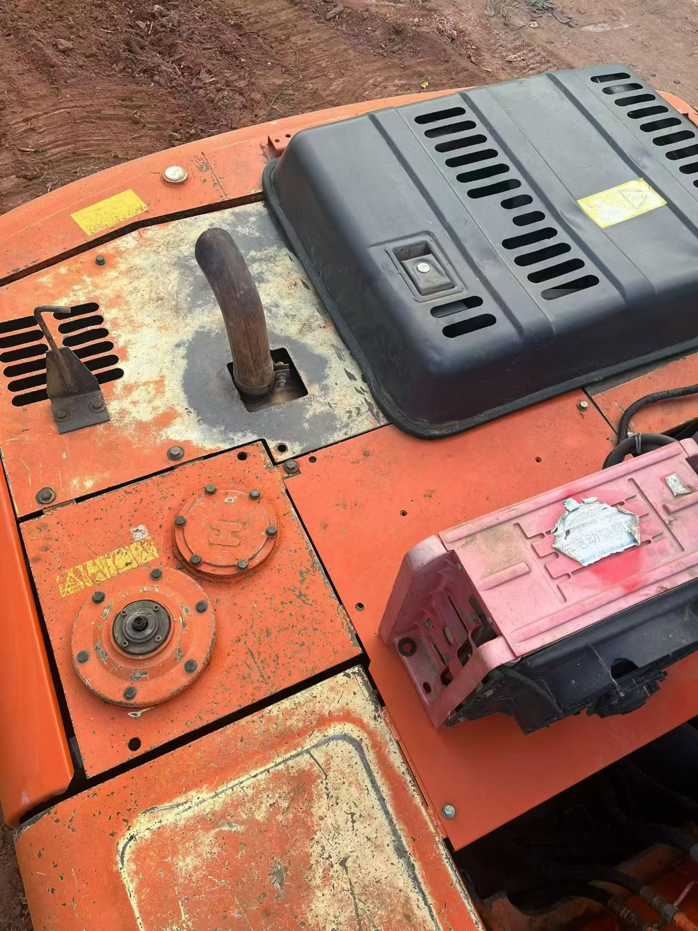 Used Hitachi EX120 Excavator 2016 Model / 2