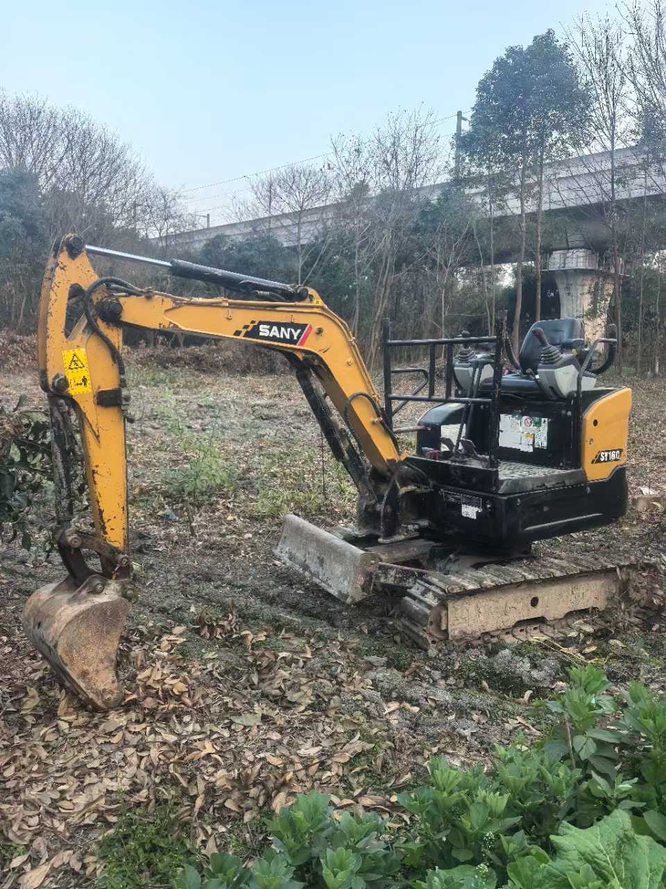 Used Sany SY16C Excavator 2020 Model / 4