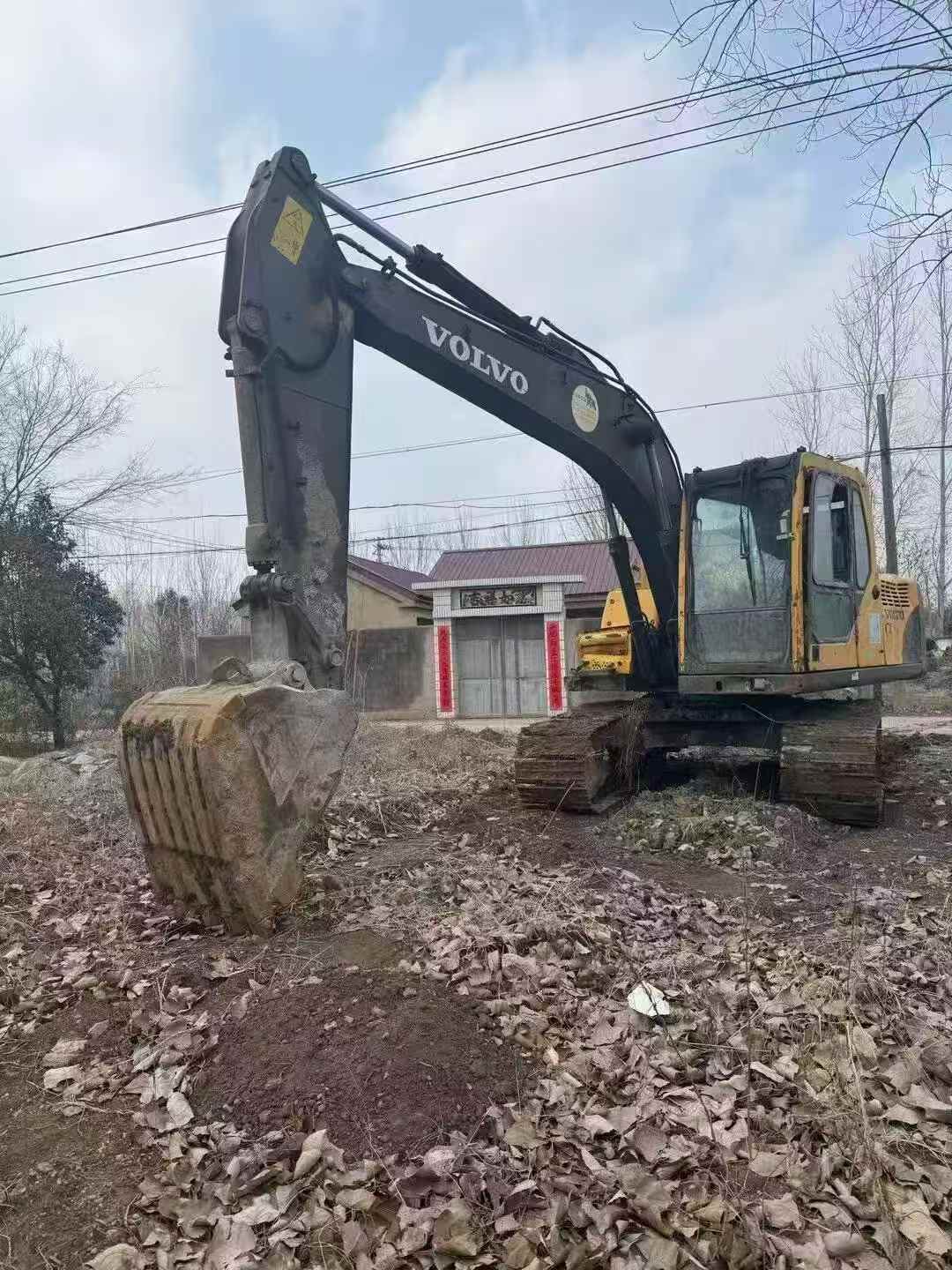 Used Volvo EC140 Excavator 2013 Model / 4