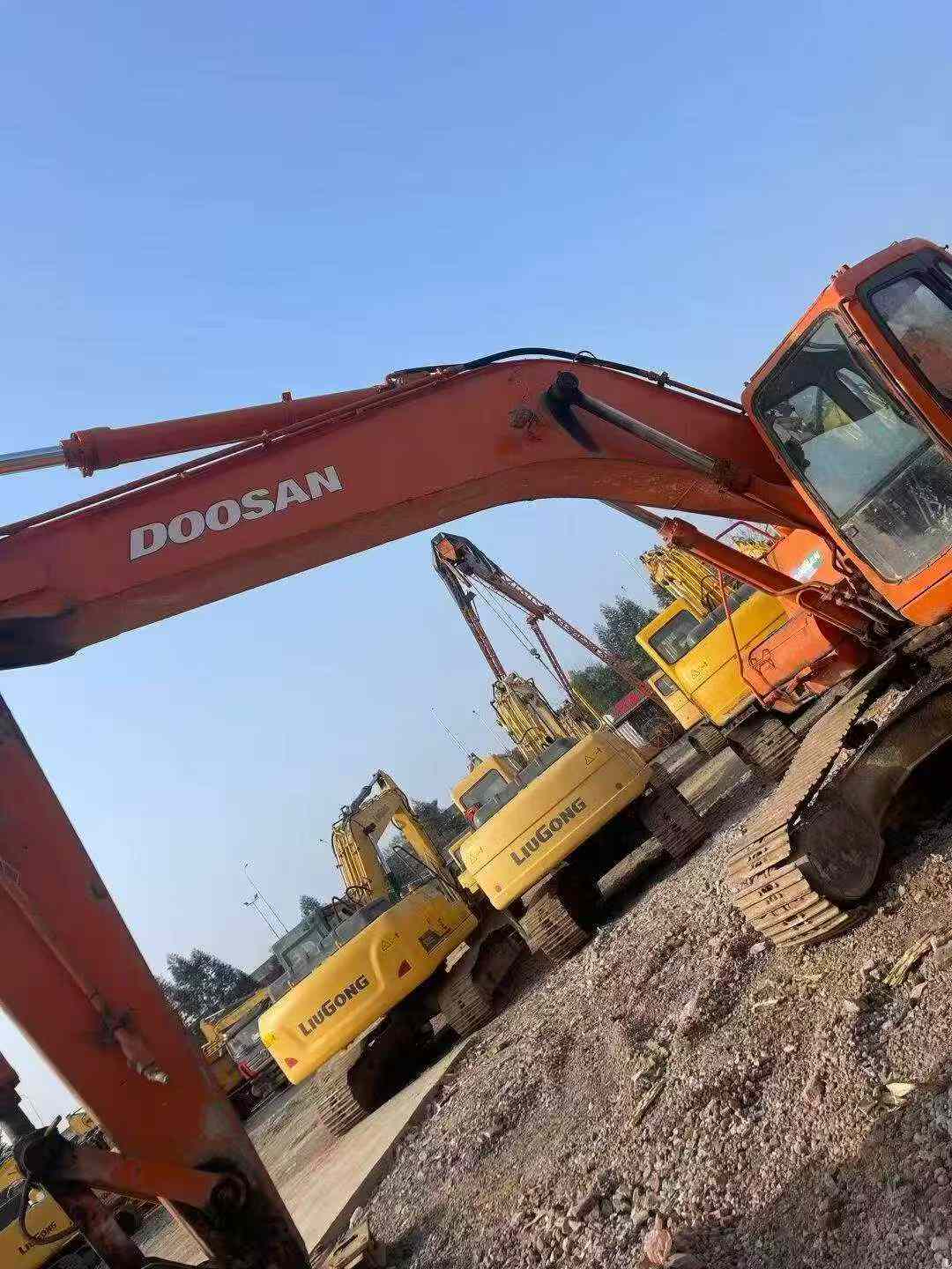 Used Doosan DH215-7 Excavator 2016 Model / 3