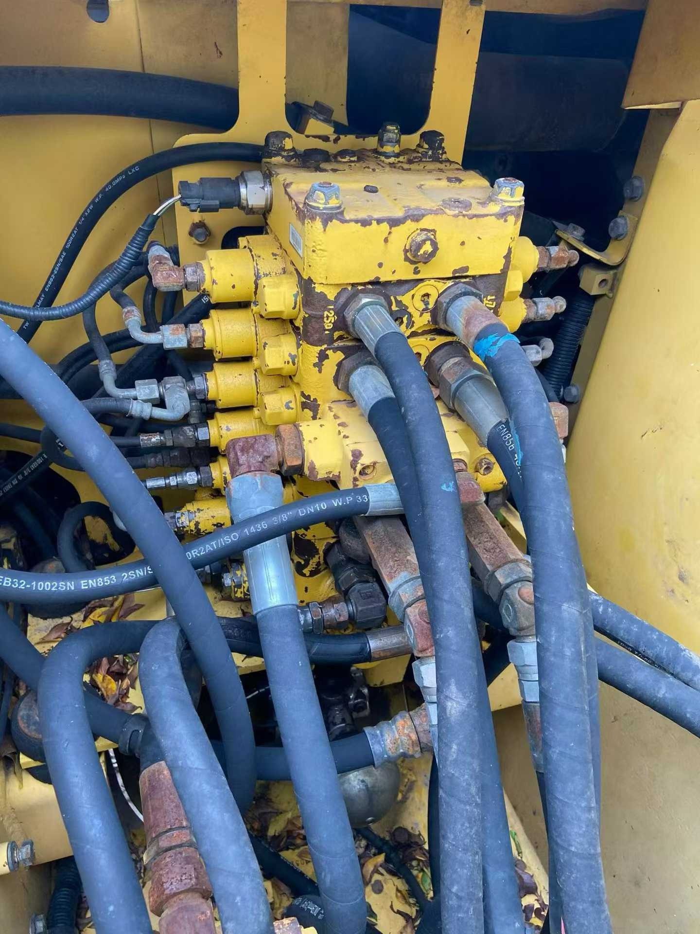 Used Komatsu PC110-7 Excavator 2016 Model / 3