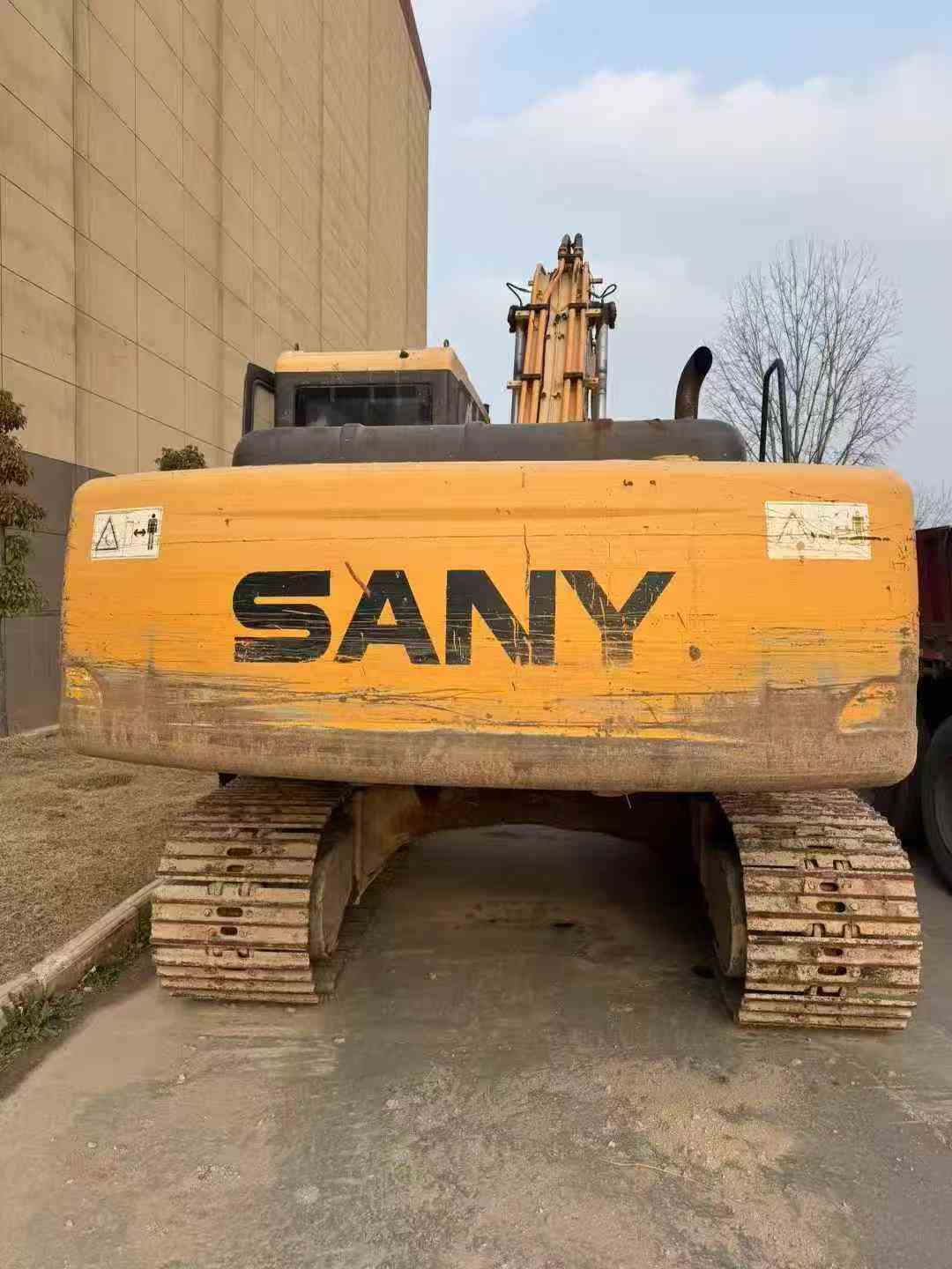 Used Sany SY205C Excavator 2012 Model / 2