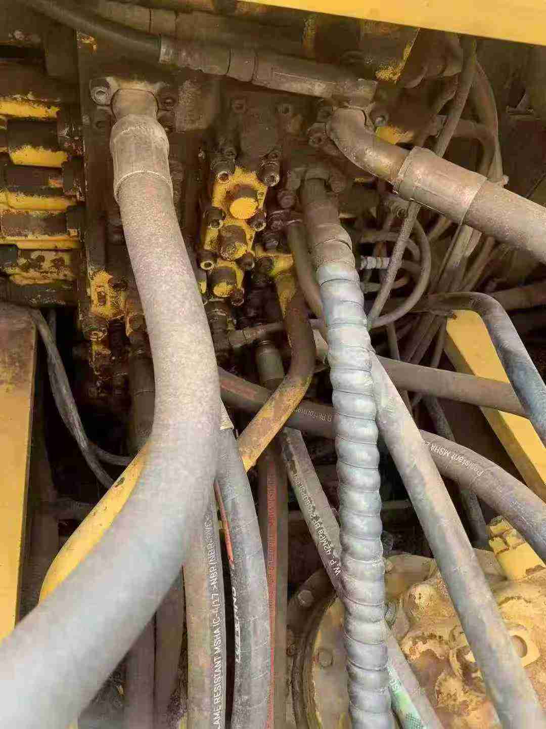 Used Komatsu PC2000-8 Excavator 2016 Model / 3