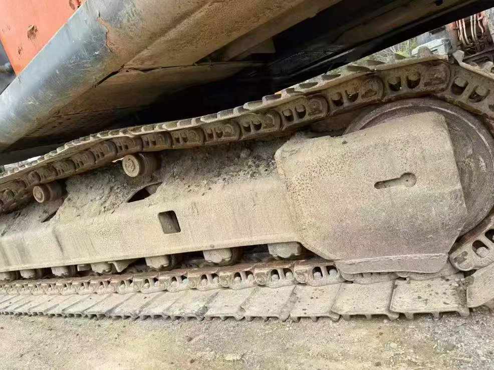 Used Hitachi ZX200-5G Excavator 2016 Model / 8