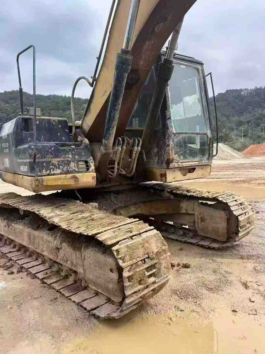 Used Caterpillar 320B Excavator 2016 Model / 7