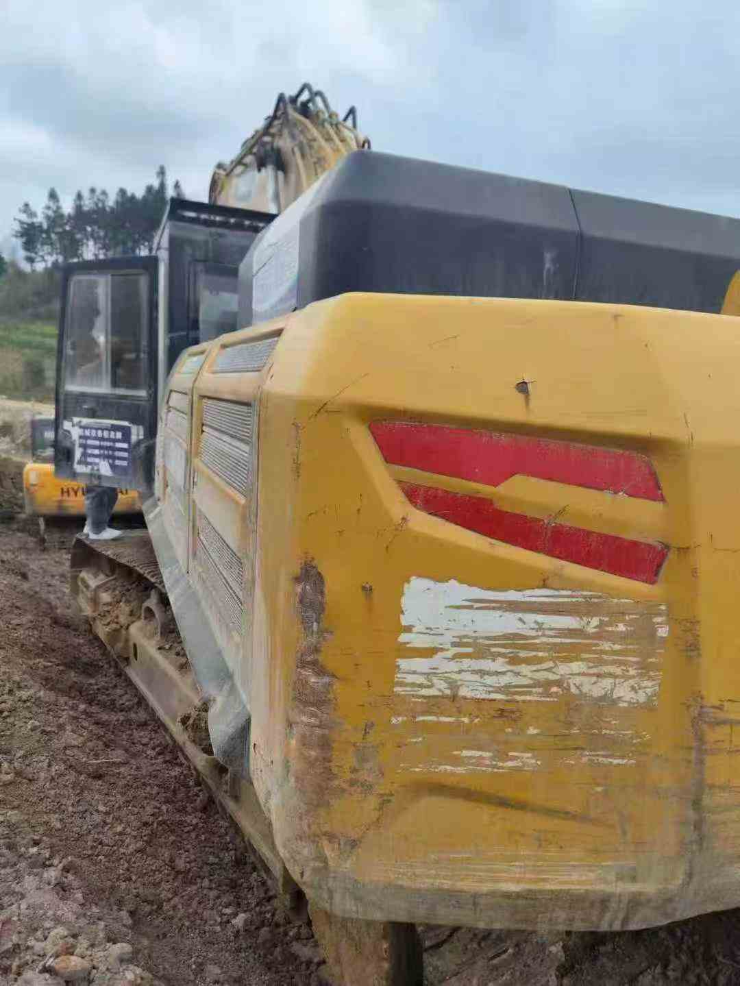 Compre Escavadeira Sany SY485C Usada / 3