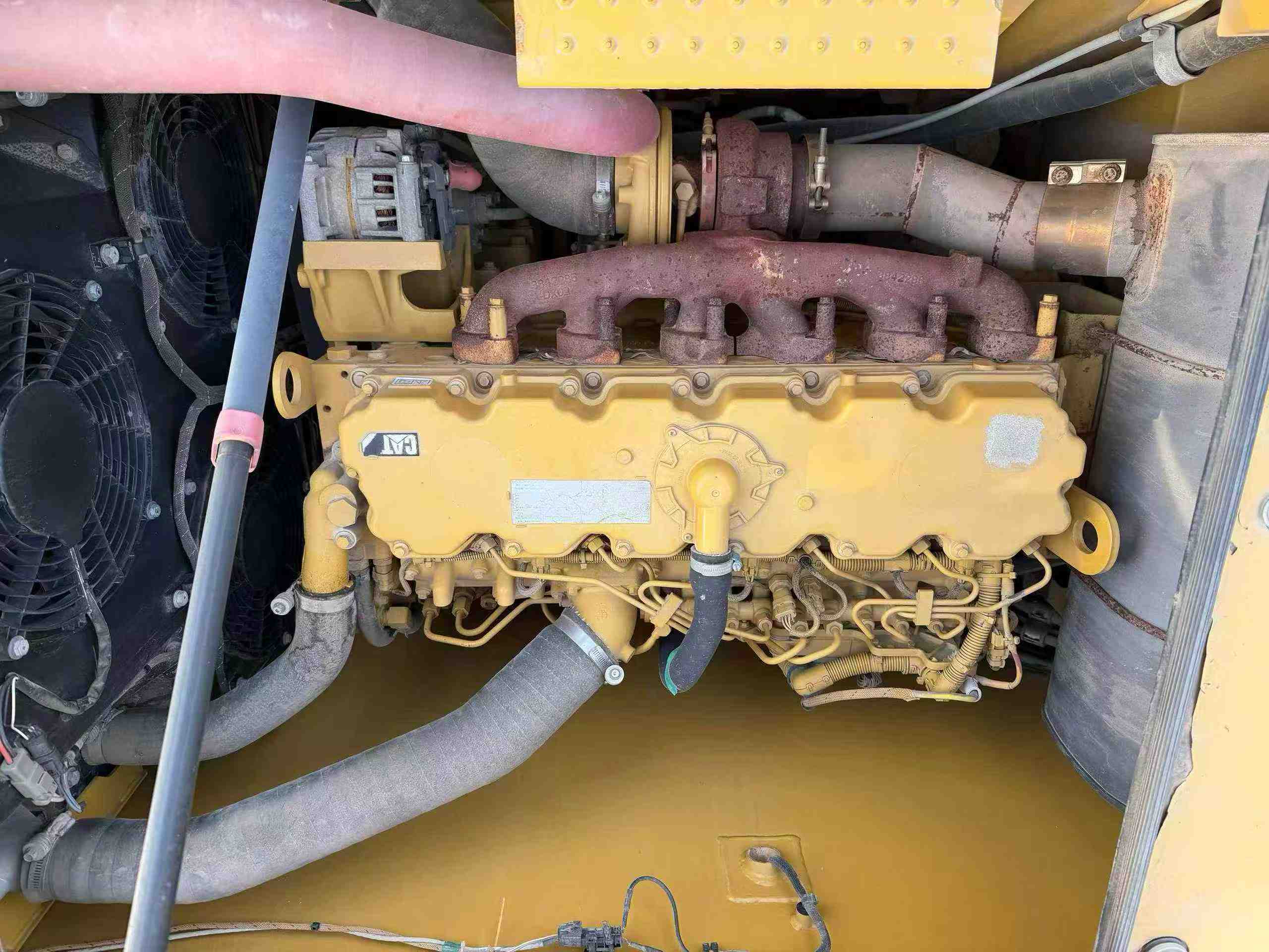 Used Caterpillar 323 Excavator 2018 Model / 5