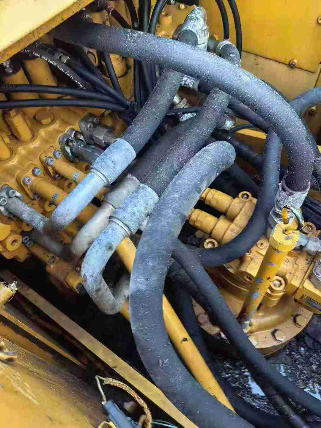 Used Caterpillar 320A Excavator 2017 Model / 4