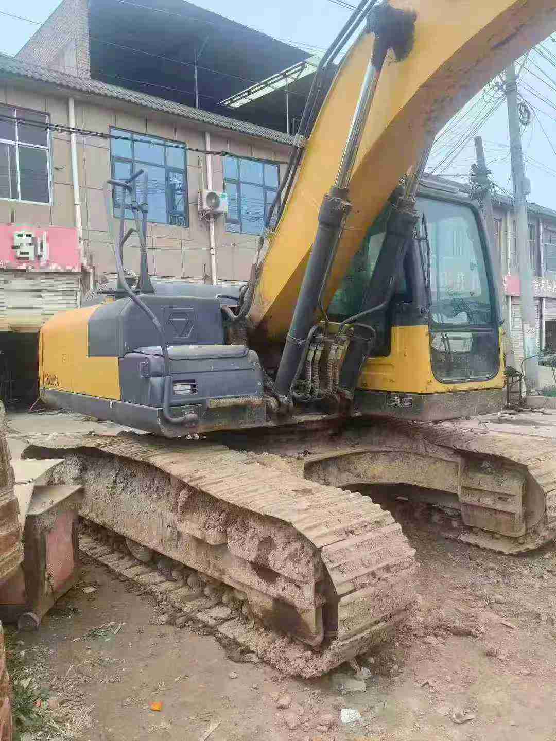 Used XCMG XE200 Excavator 2018 Model / 3