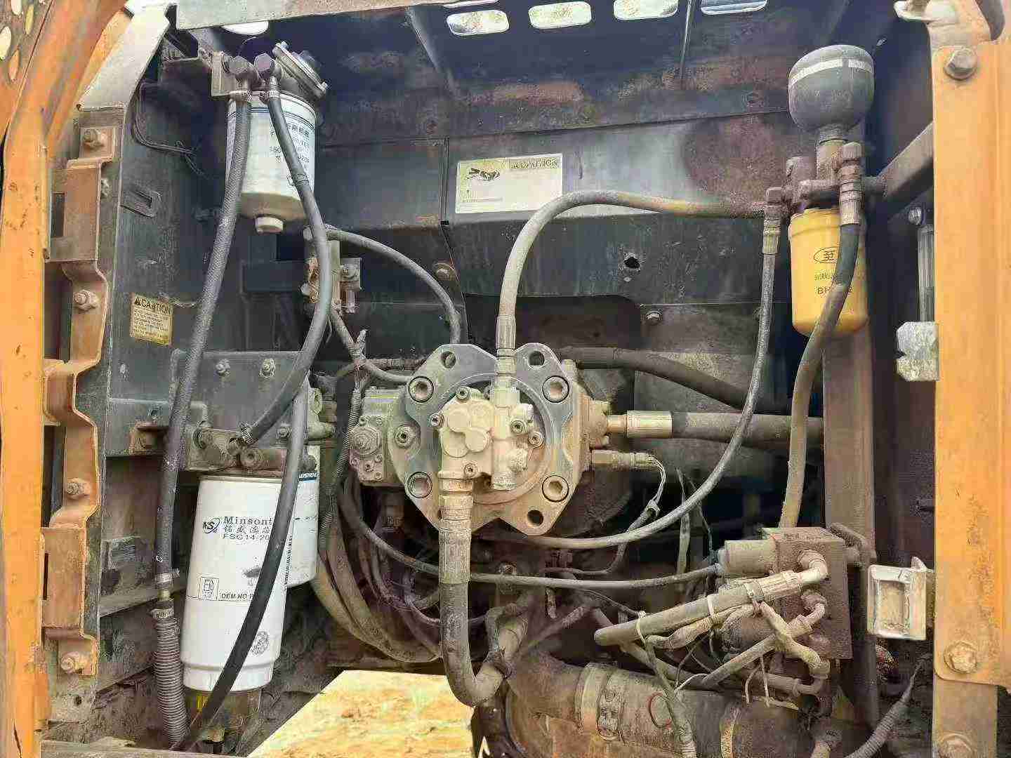 Used Case CX210 Excavator 2016 Model / 5