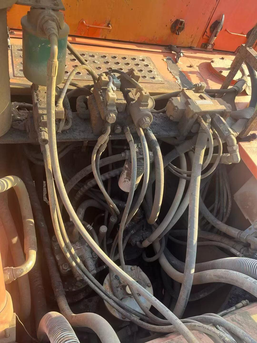 Used Hitachi ZX470 Excavator 2011 Model / 9