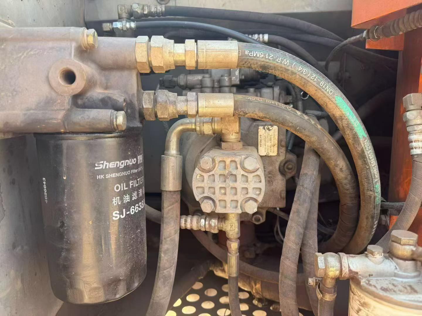 Used Hitachi EX120-6 Excavator 2014 Model / 2