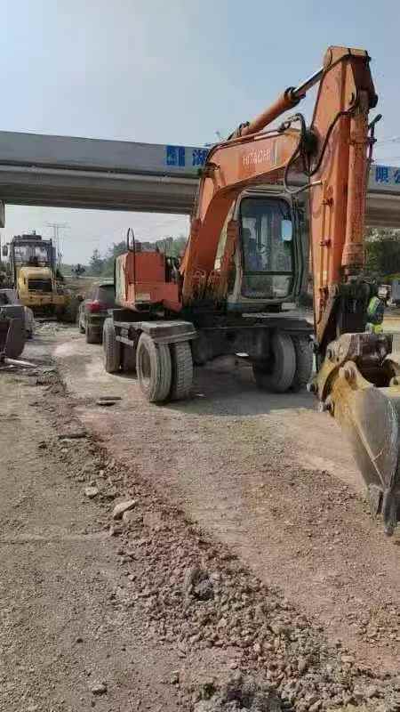 Used Hitachi EX100 Excavator 2016 Model / 8