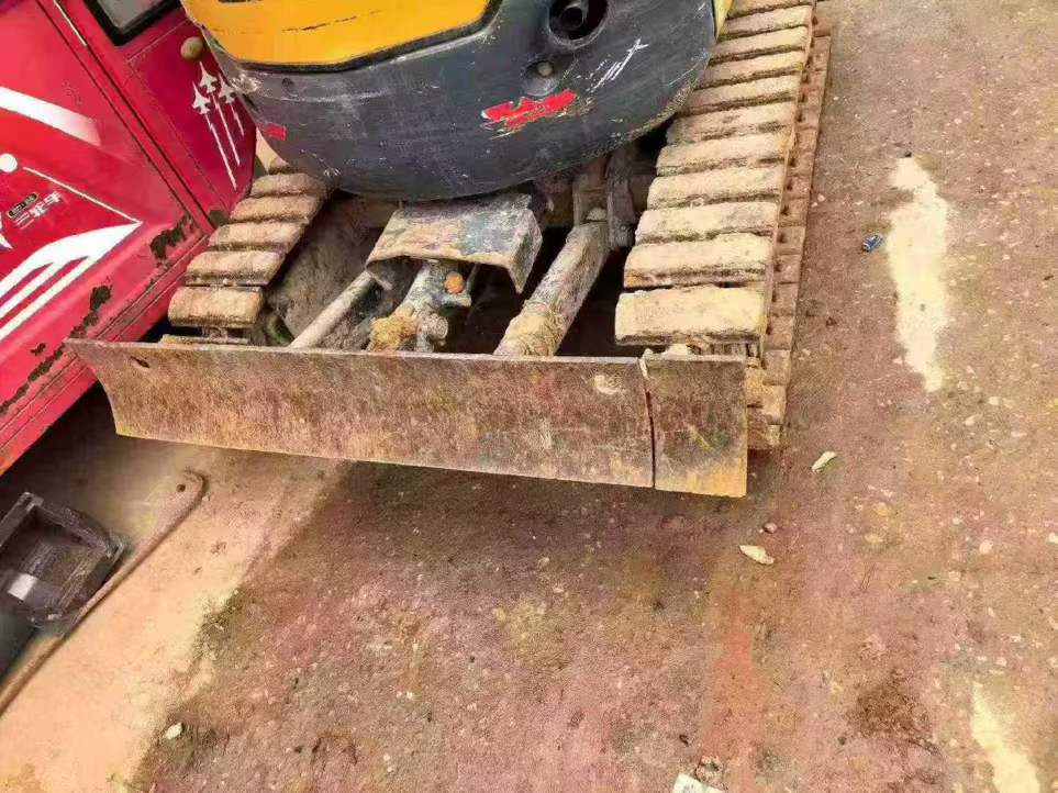 Used XCMG XE15 Excavator 2016 Model / 3