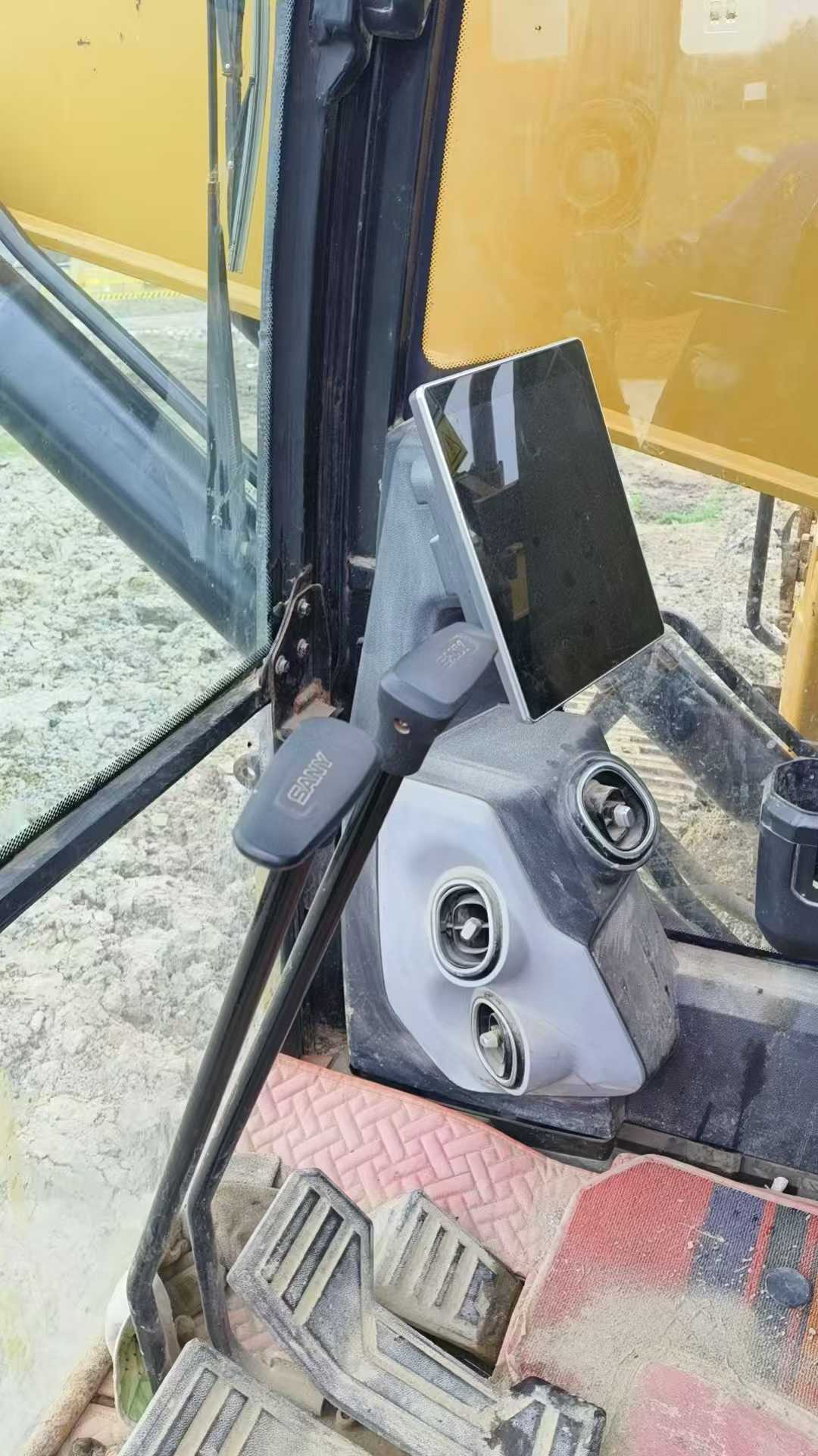 Used Sany SY205C Excavator 2023 Model / 3