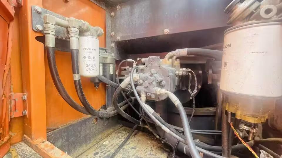 Used Doosan DH200-3 Excavator 2021 Model / 6