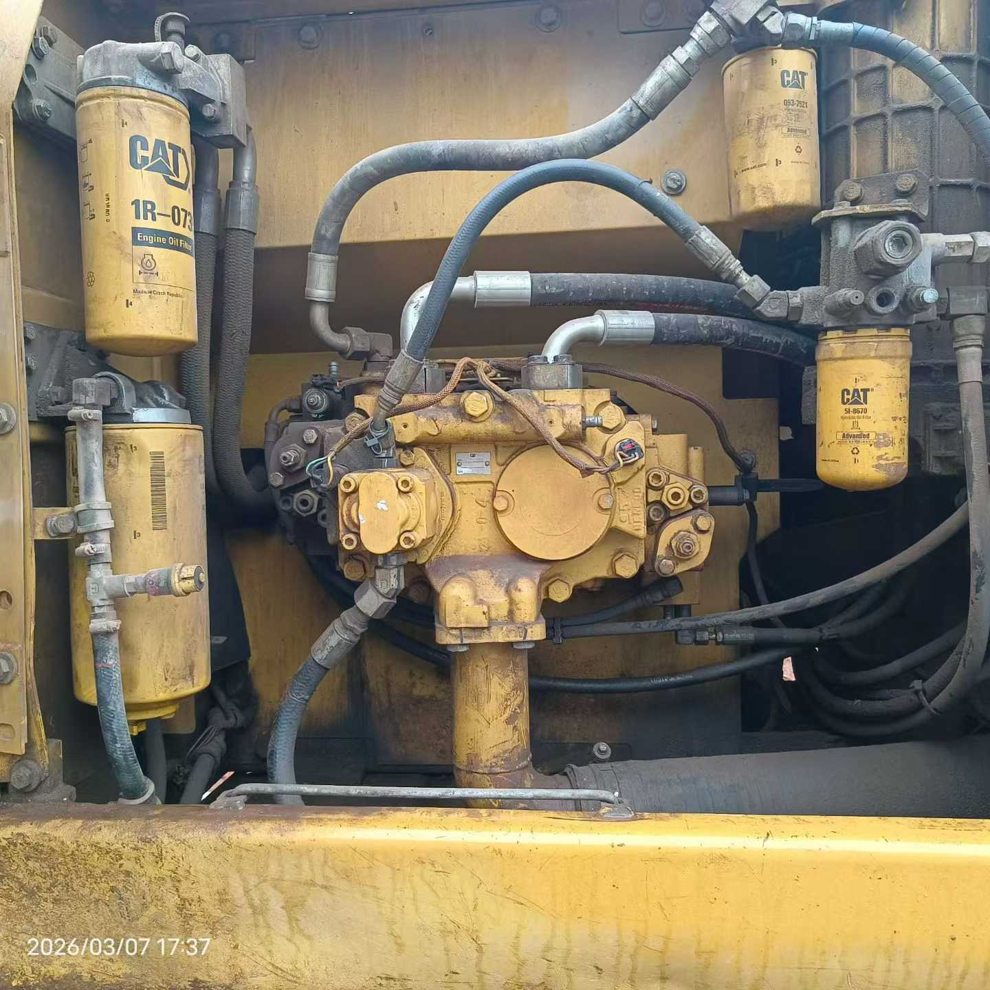 Used Caterpillar 323 Excavator 2013 Model / 4