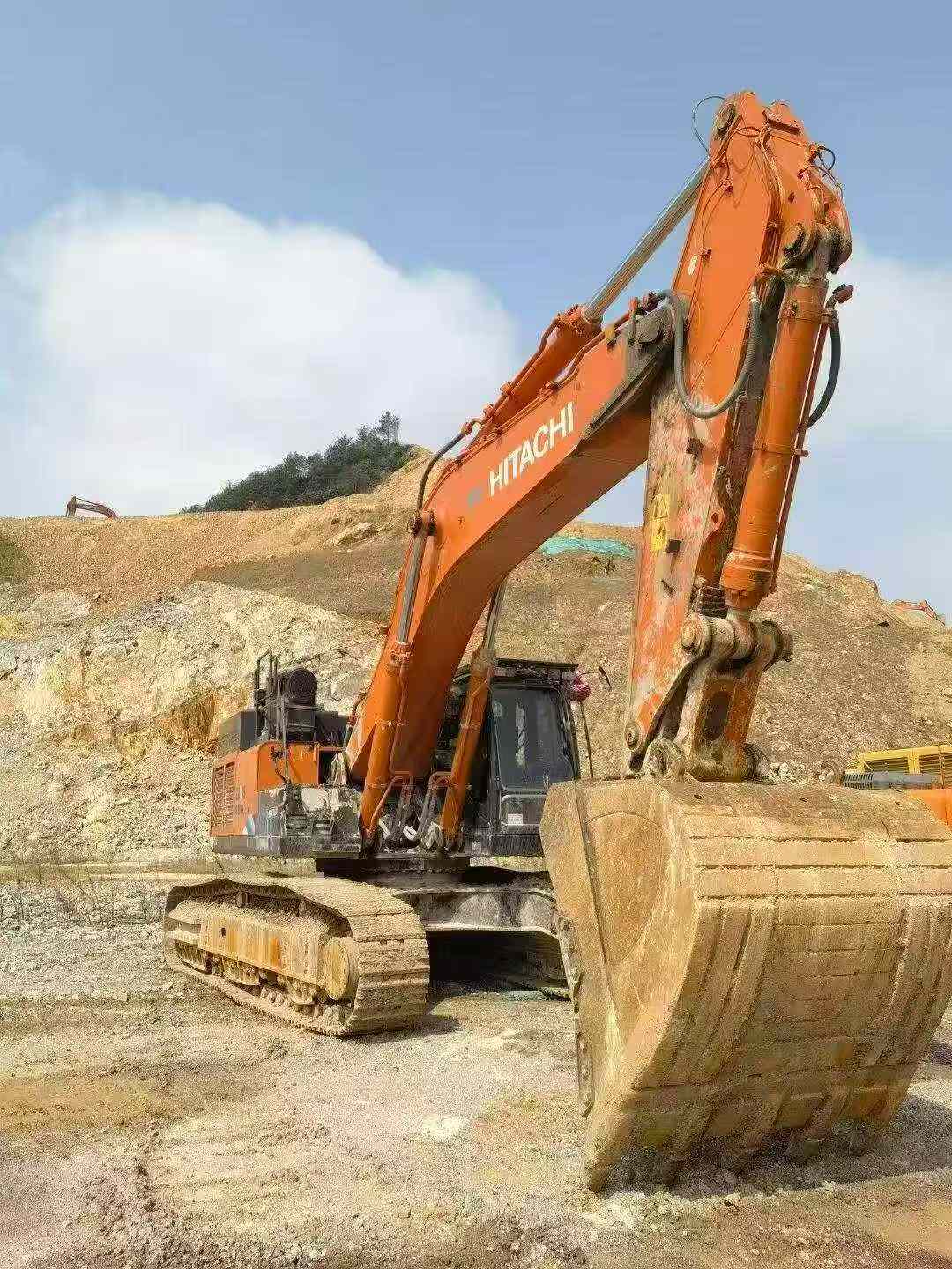 Used Hitachi ZX80 Excavator 2020 Model / 3