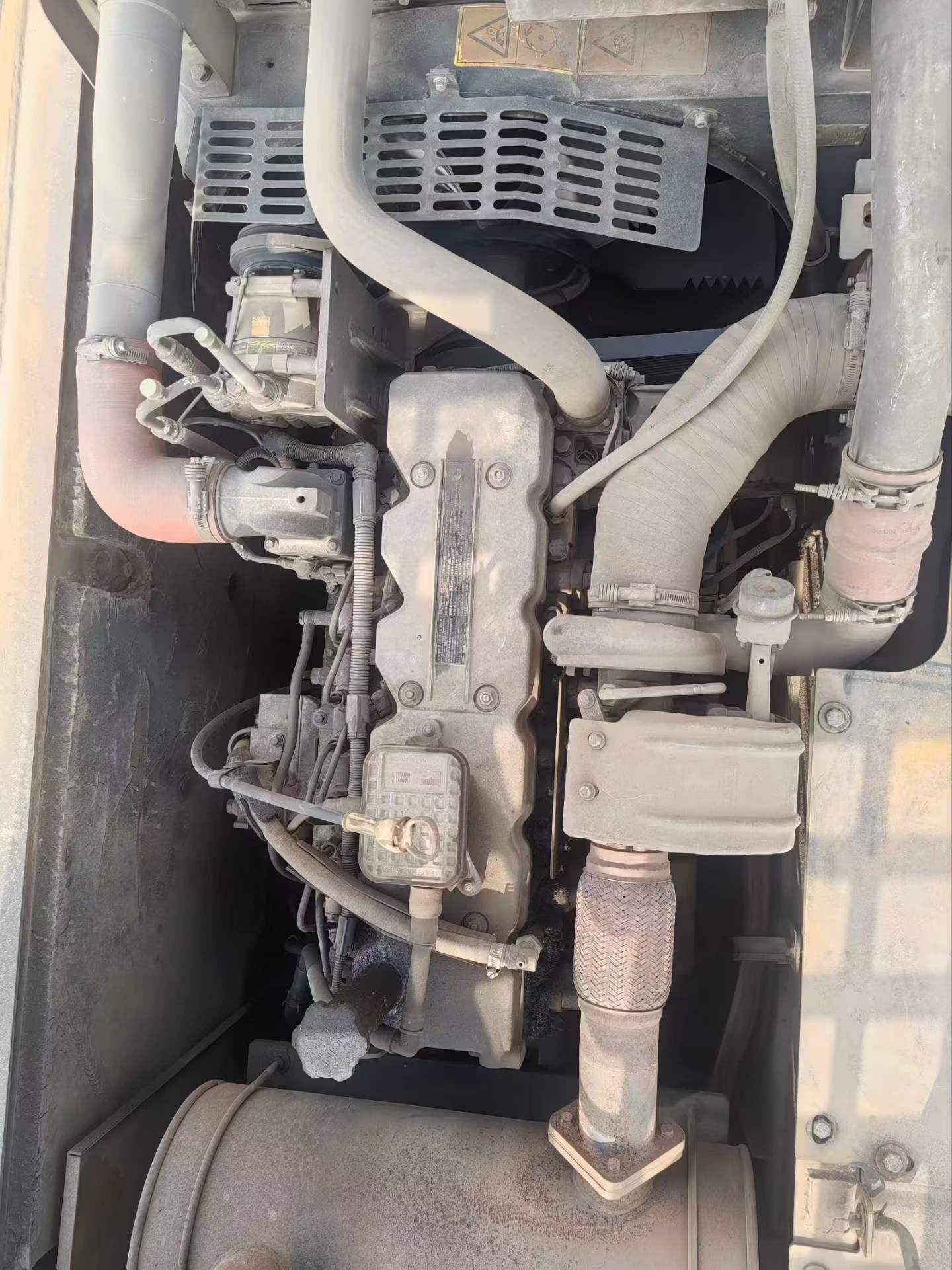 Used XCMG XE205DA Excavator 2021 Model / 8