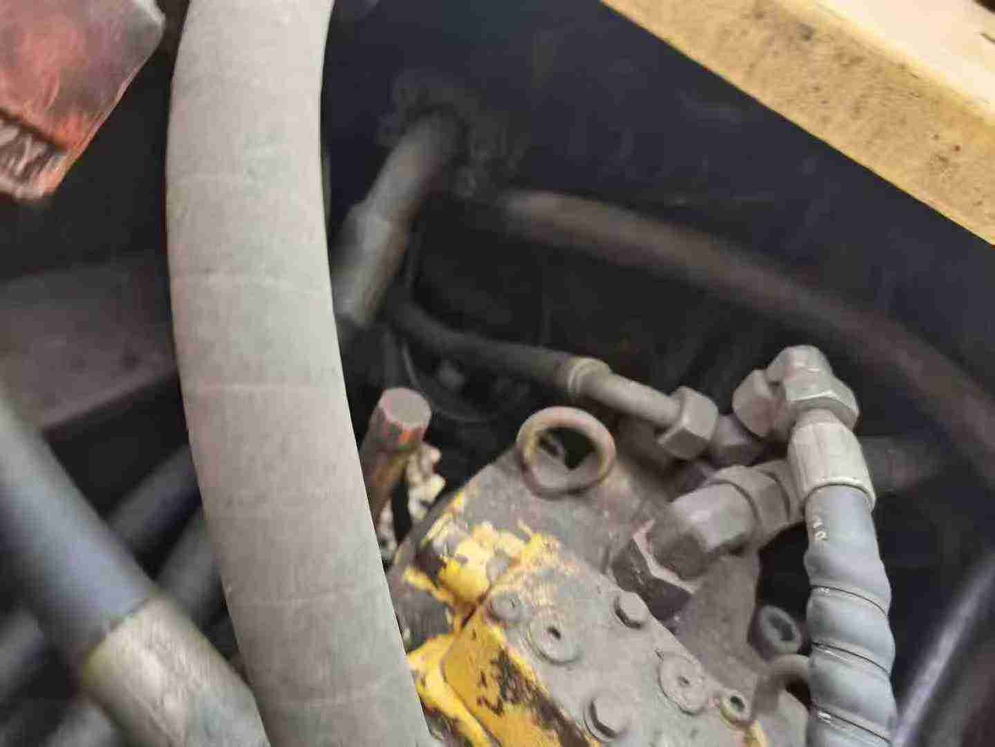 Used Sany SY285C-8 Excavator 2016 Model / 2