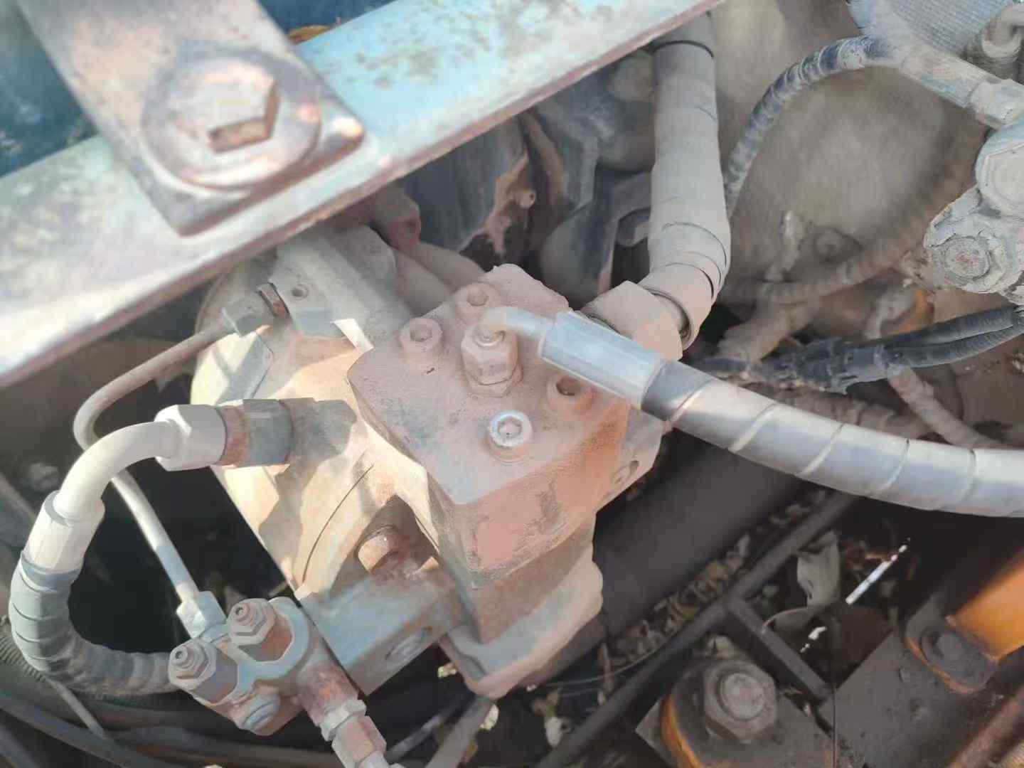 Used Sany SY65C Excavator 2016 Model / 3