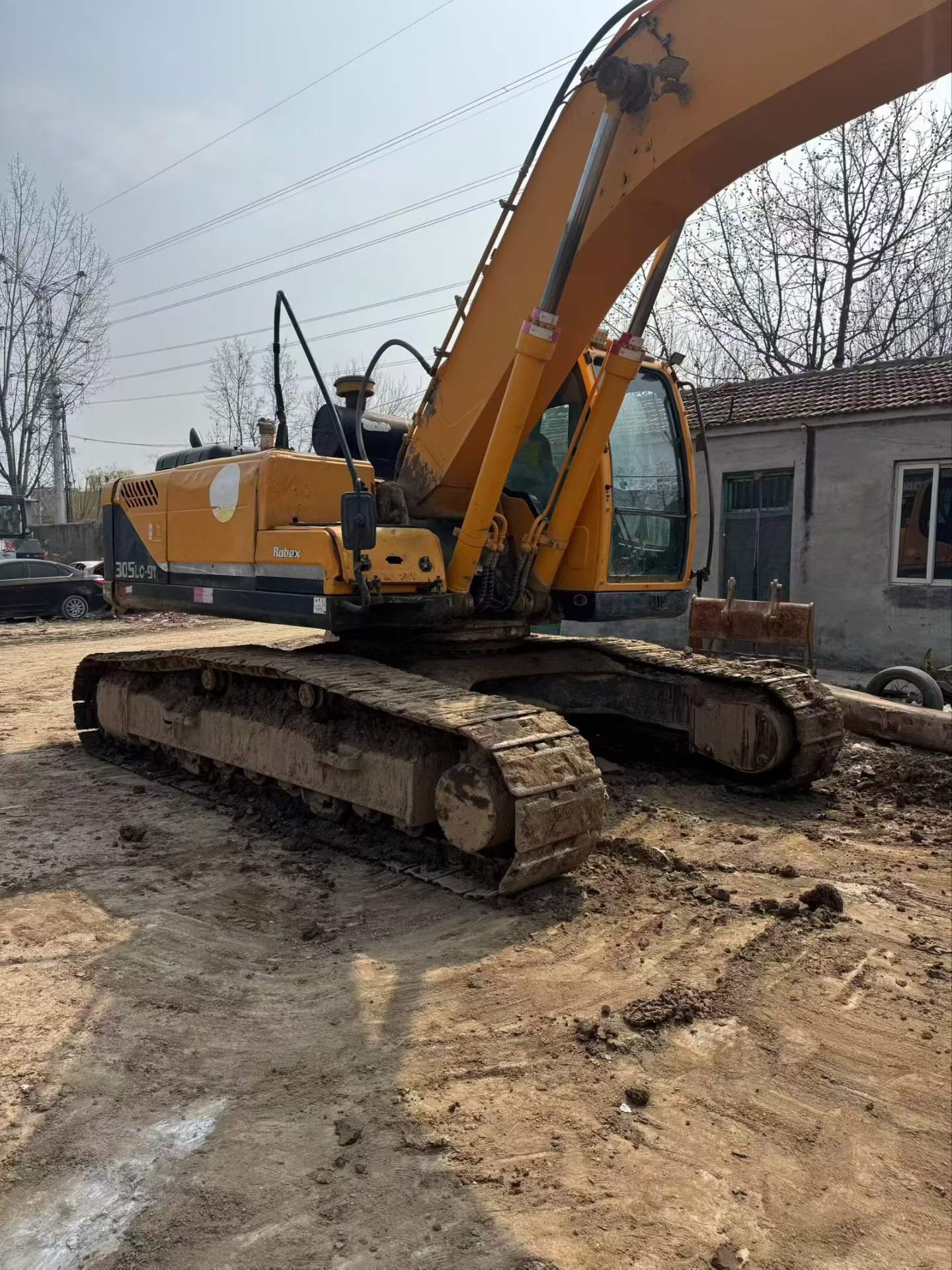 Used Hyundai R275LVS Excavator 2014 Model / 6